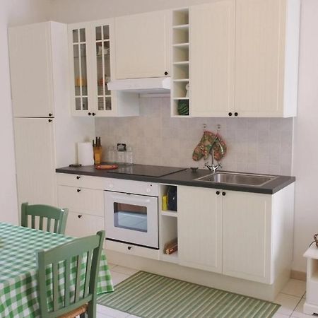 Appartamenti Ginevra Санта-Марія-аль-Баньо Екстер'єр фото